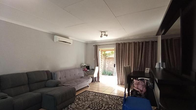 3 Bedroom Property for Sale in Amberfield Gauteng