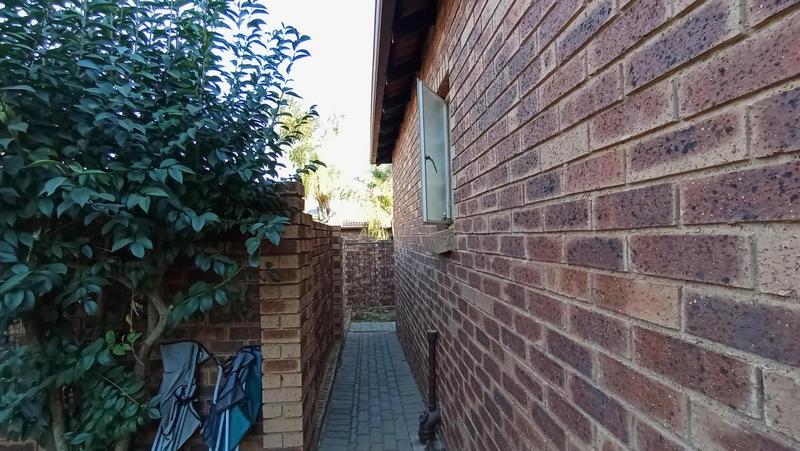 3 Bedroom Property for Sale in Amberfield Gauteng