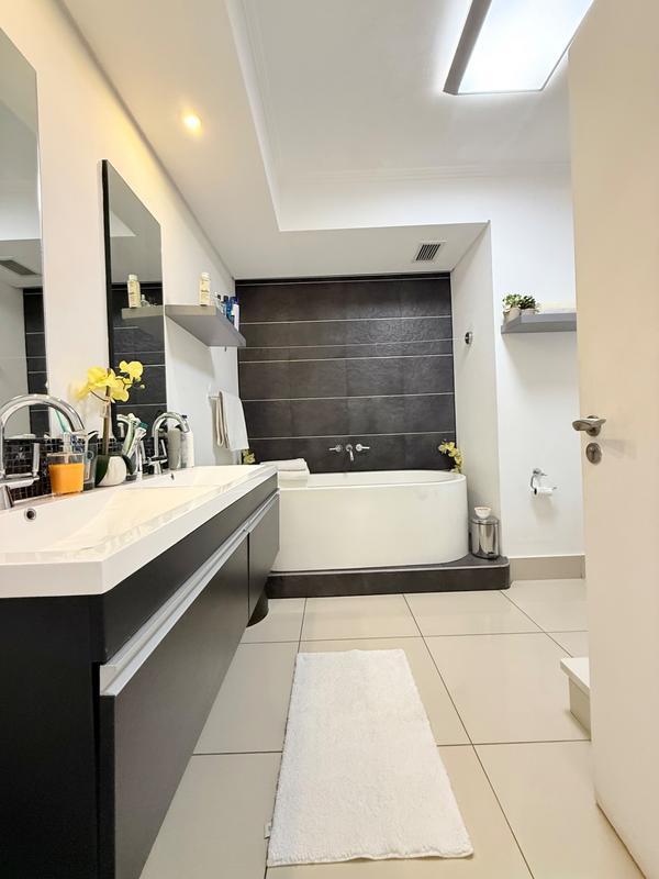 To Let 2 Bedroom Property for Rent in Morningside Gauteng