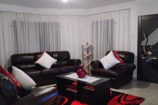 4 Bedroom Property for Sale in Vosloorus Gauteng