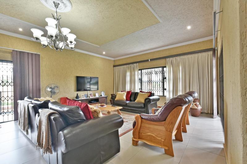 4 Bedroom Property for Sale in Glenanda Gauteng