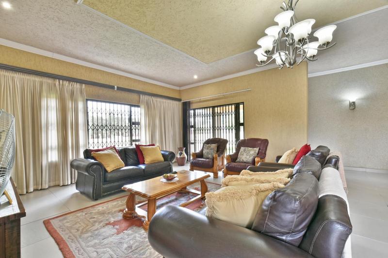 4 Bedroom Property for Sale in Glenanda Gauteng