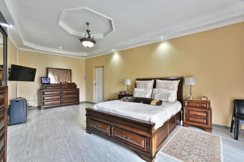 4 Bedroom Property for Sale in Glenanda Gauteng