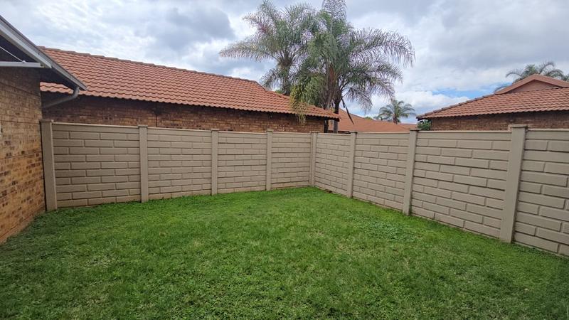 2 Bedroom Property for Sale in Annlin Gauteng