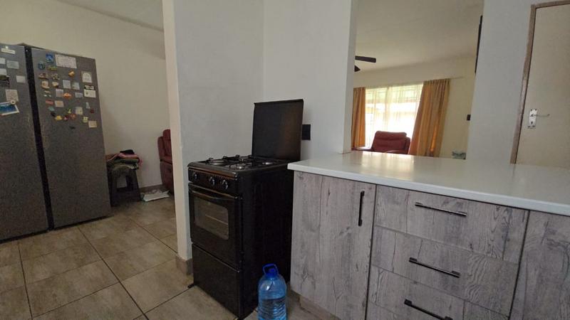 2 Bedroom Property for Sale in Annlin Gauteng