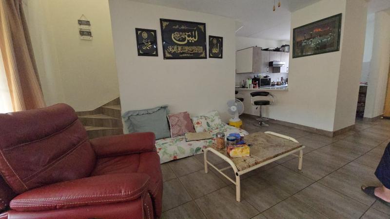 2 Bedroom Property for Sale in Annlin Gauteng