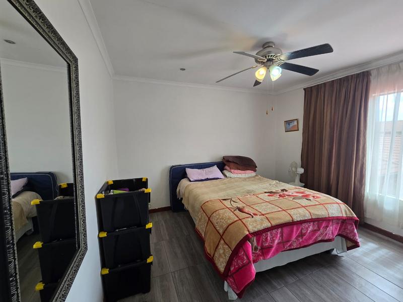 2 Bedroom Property for Sale in Annlin Gauteng