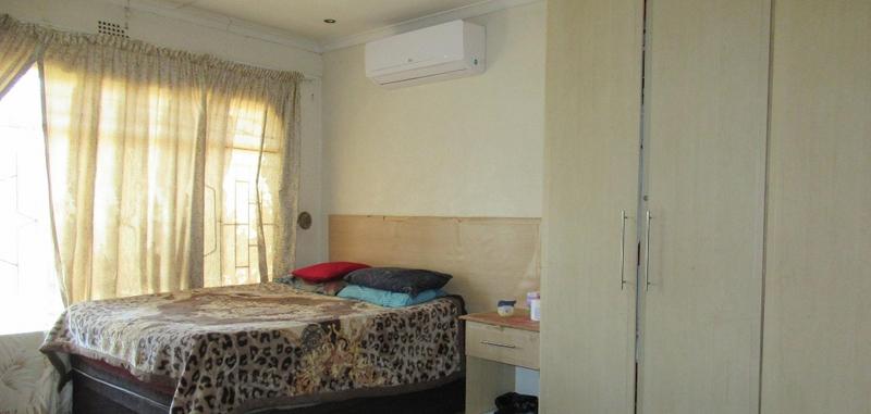 4 Bedroom Property for Sale in Lenasia South Gauteng