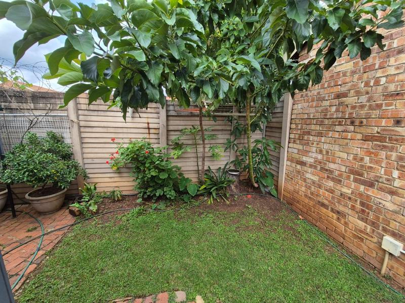 2 Bedroom Property for Sale in Annlin Gauteng