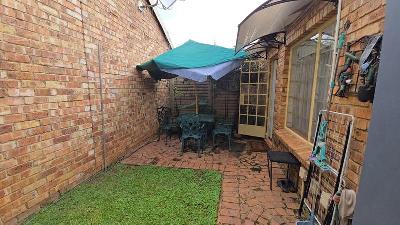 2 Bedroom Property for Sale in Annlin Gauteng