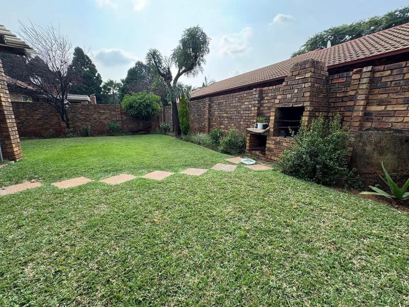 2 Bedroom Property for Sale in Annlin Gauteng