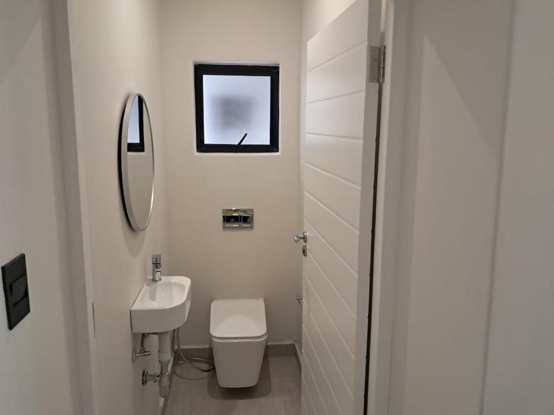 3 Bedroom Property for Sale in Bryanston Gauteng