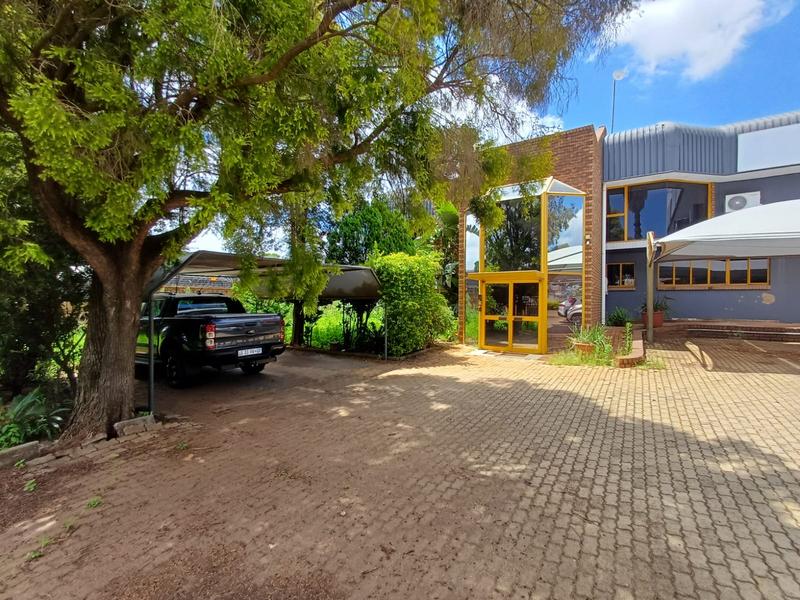To Let commercial Property for Rent in Hennops Park Industrial Gauteng