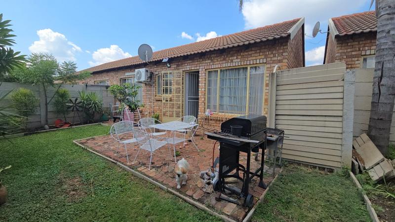2 Bedroom Property for Sale in Annlin Gauteng