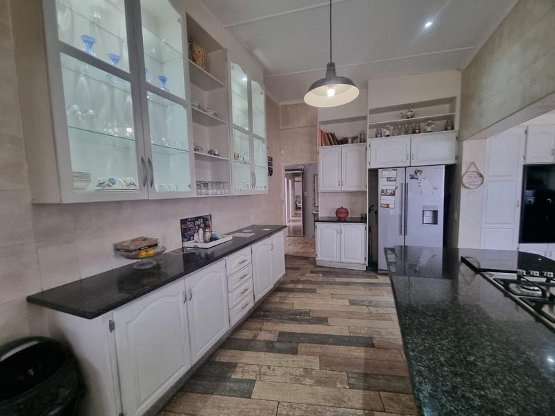 4 Bedroom Property for Sale in Brackenhurst Gauteng