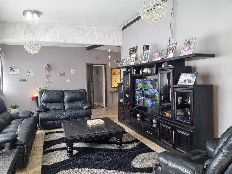 4 Bedroom Property for Sale in Brackenhurst Gauteng