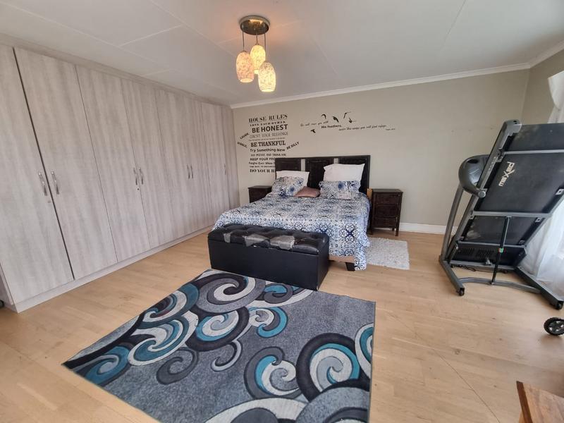 4 Bedroom Property for Sale in Brackenhurst Gauteng