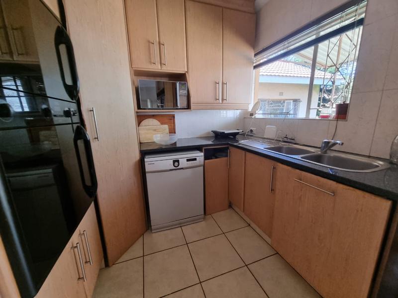 3 Bedroom Property for Sale in Verwoerdpark Gauteng