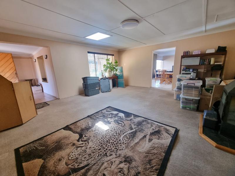 3 Bedroom Property for Sale in Verwoerdpark Gauteng