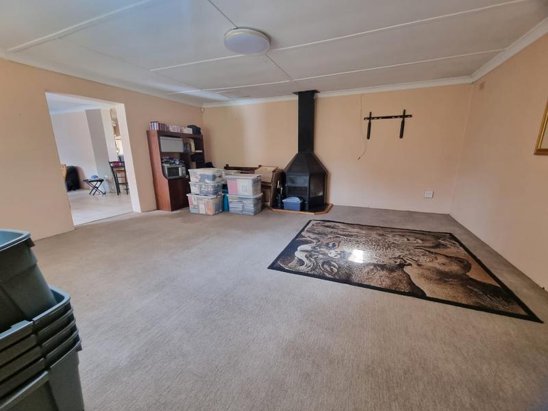 3 Bedroom Property for Sale in Verwoerdpark Gauteng