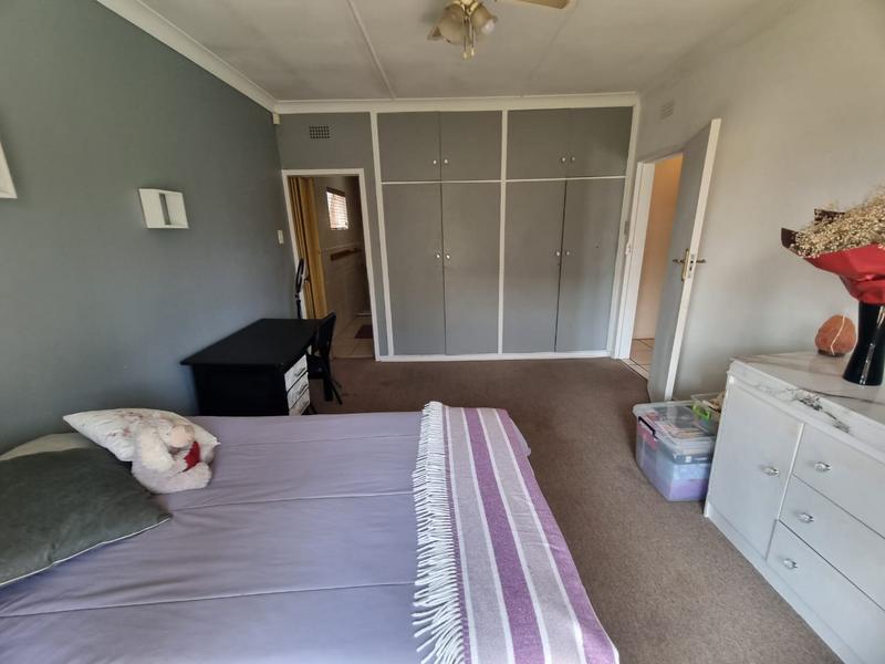 3 Bedroom Property for Sale in Verwoerdpark Gauteng