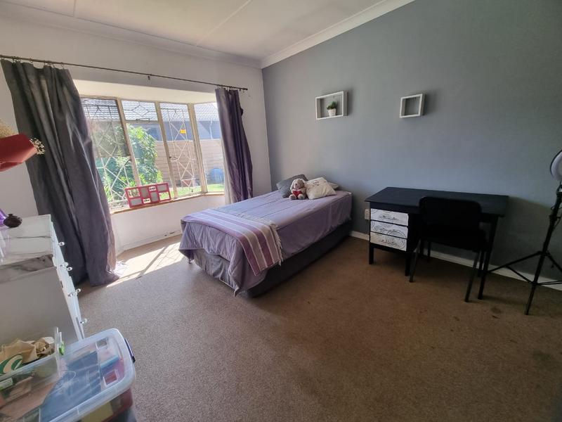3 Bedroom Property for Sale in Verwoerdpark Gauteng