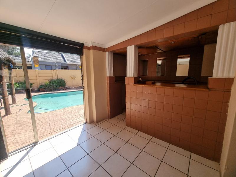 3 Bedroom Property for Sale in Verwoerdpark Gauteng