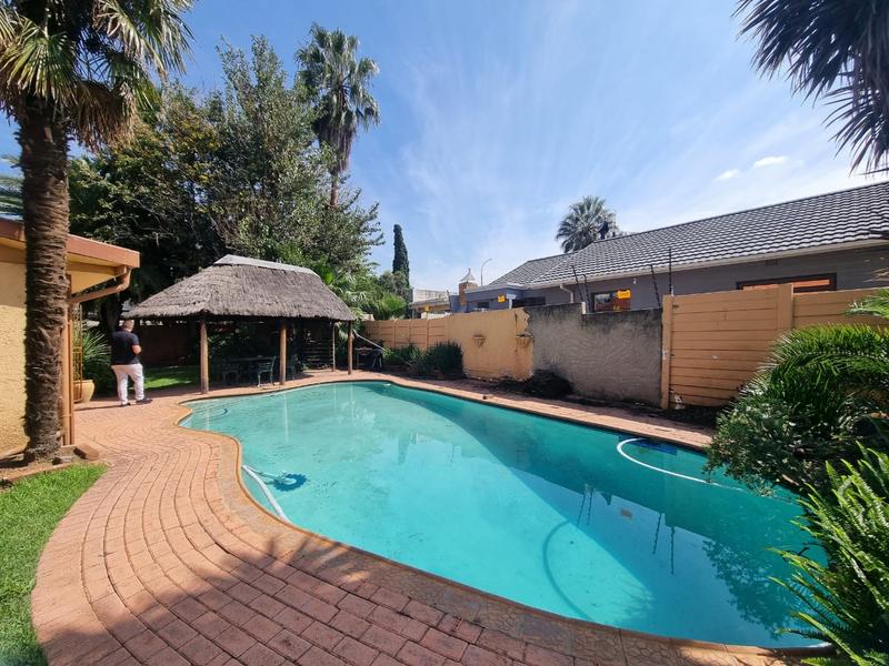 3 Bedroom Property for Sale in Verwoerdpark Gauteng