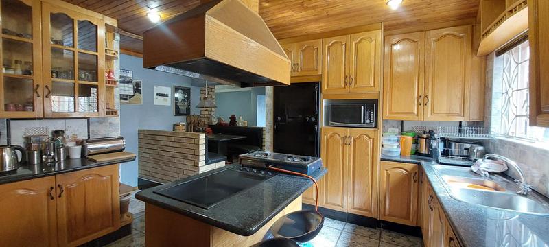 4 Bedroom Property for Sale in Lenasia South Gauteng