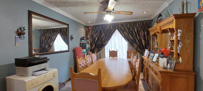 4 Bedroom Property for Sale in Lenasia South Gauteng
