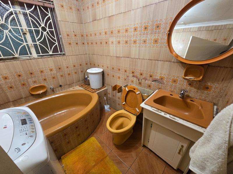 4 Bedroom Property for Sale in Lenasia South Gauteng
