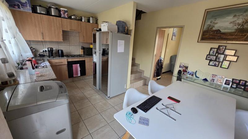 3 Bedroom Property for Sale in Annlin Gauteng