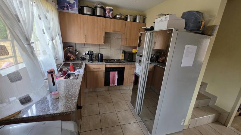 3 Bedroom Property for Sale in Annlin Gauteng