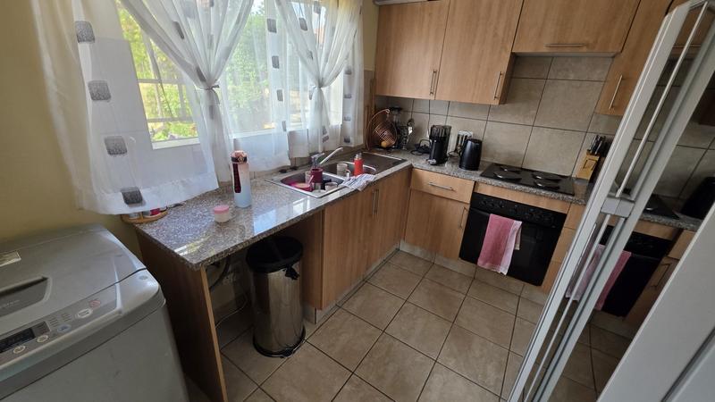 3 Bedroom Property for Sale in Annlin Gauteng