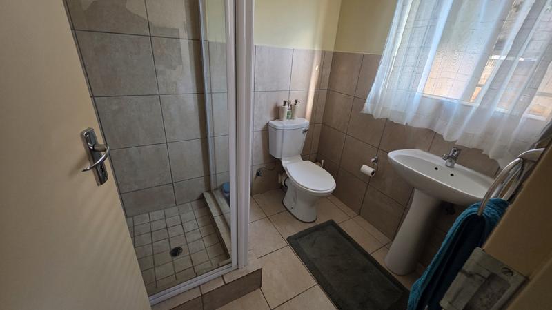 3 Bedroom Property for Sale in Annlin Gauteng