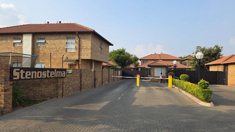3 Bedroom Property for Sale in Annlin Gauteng