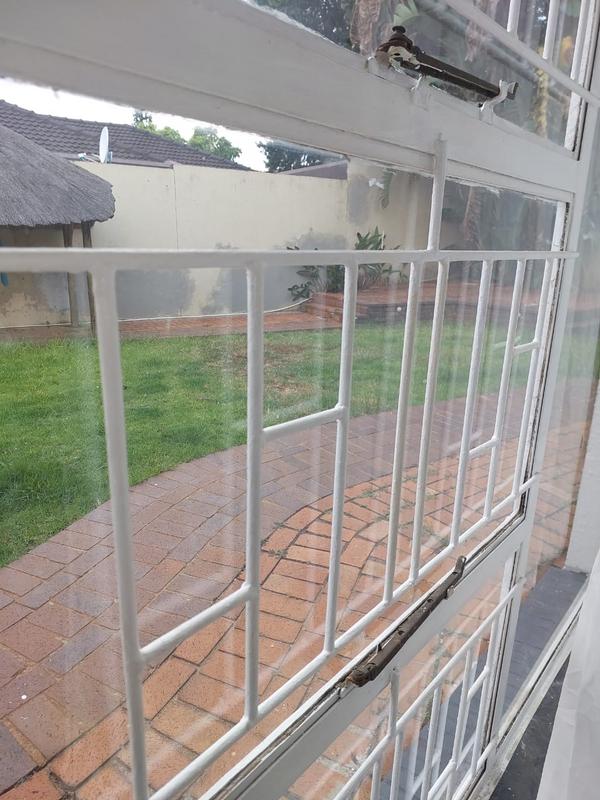 To Let 1 Bedroom Property for Rent in Birch Acres Gauteng