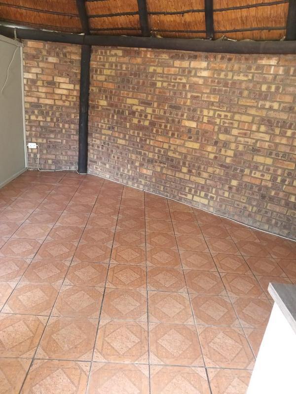 1 Bedroom Property for Sale in Strubenvale Gauteng