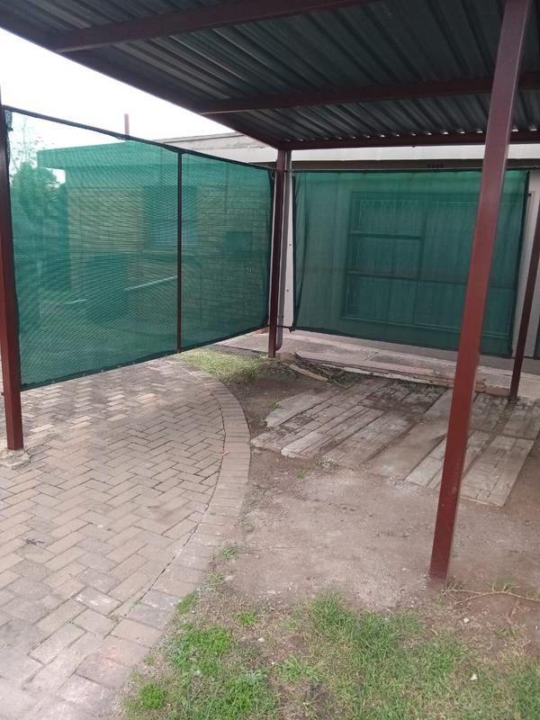 1 Bedroom Property for Sale in Strubenvale Gauteng