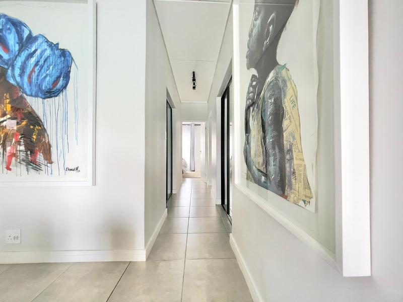 To Let 3 Bedroom Property for Rent in Waterfall Gauteng
