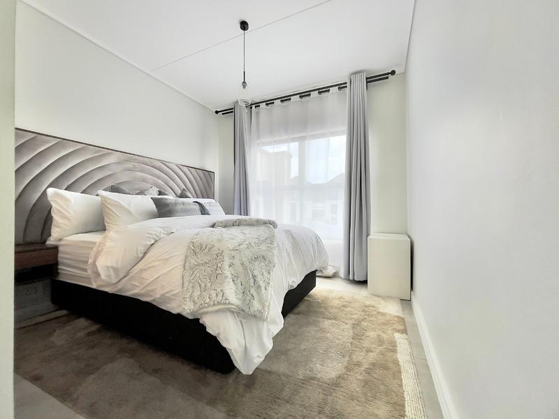 To Let 3 Bedroom Property for Rent in Waterfall Gauteng