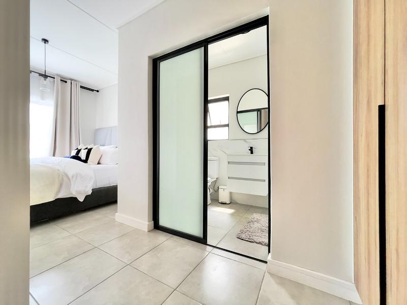 To Let 3 Bedroom Property for Rent in Waterfall Gauteng