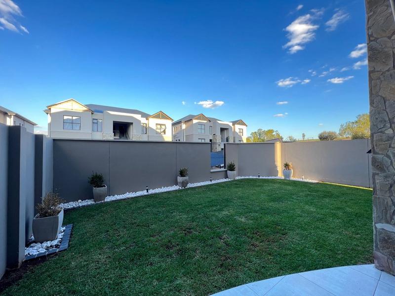 To Let 3 Bedroom Property for Rent in Waterfall Gauteng