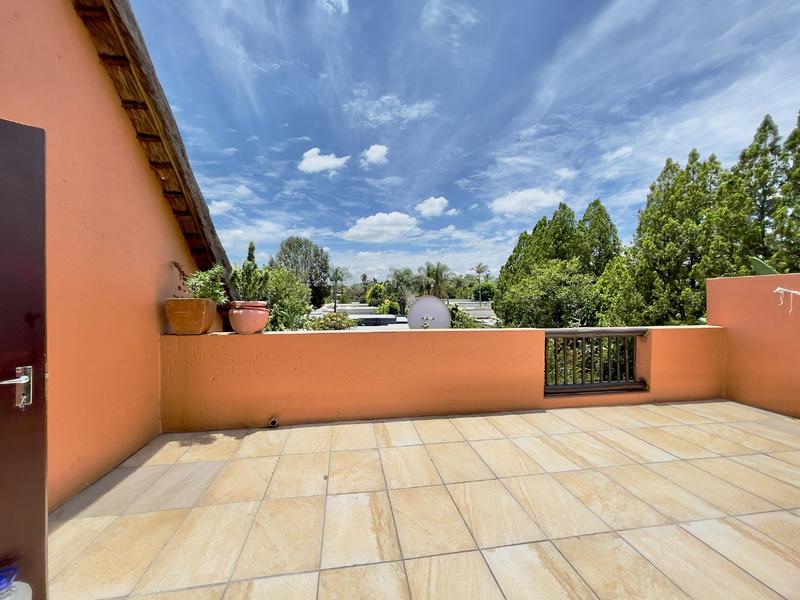 2 Bedroom Property for Sale in Sunninghill Gauteng