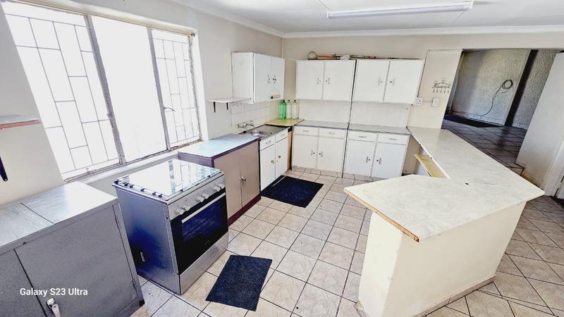To Let 4 Bedroom Property for Rent in Albemarle Gauteng