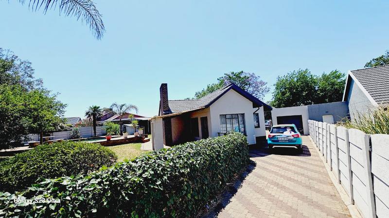 To Let 4 Bedroom Property for Rent in Albemarle Gauteng