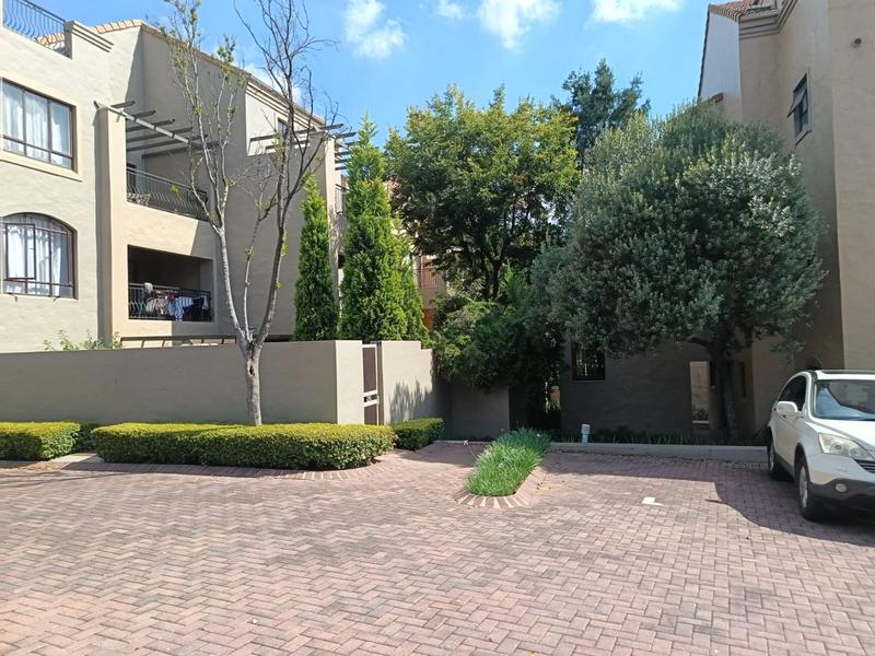To Let 1 Bedroom Property for Rent in Pineslopes Gauteng