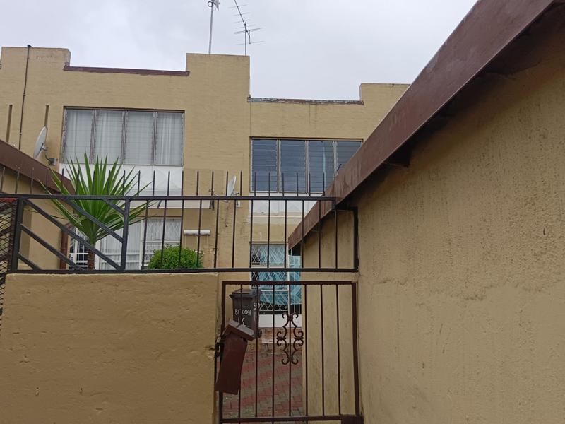 2 Bedroom Property for Sale in Turffontein Gauteng