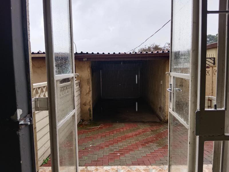 2 Bedroom Property for Sale in Turffontein Gauteng