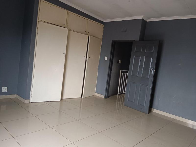2 Bedroom Property for Sale in Turffontein Gauteng